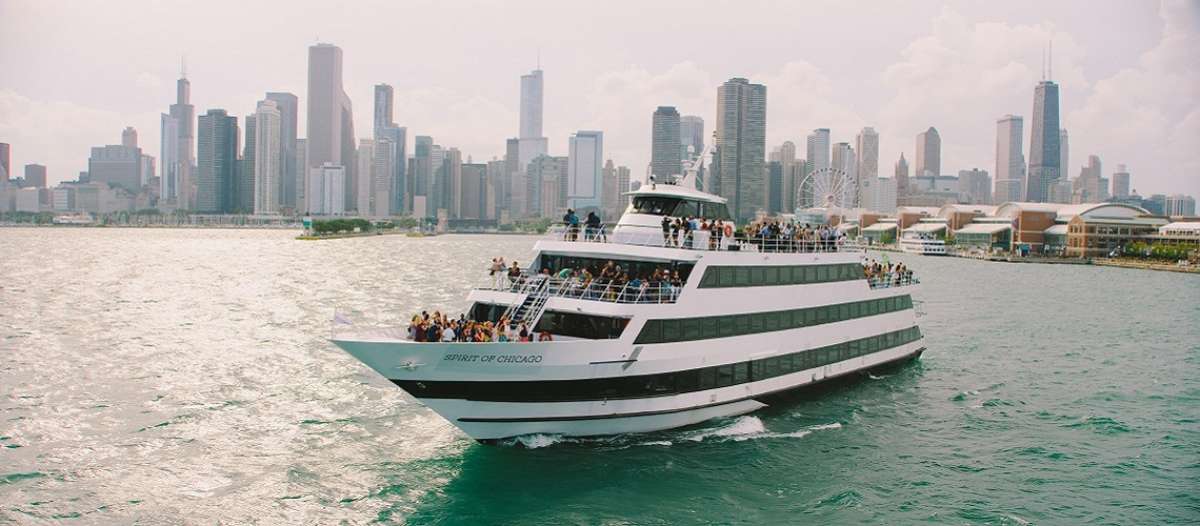 Spirit of Chicago iHeart Ditch Day Cruise The Magnificent Mile