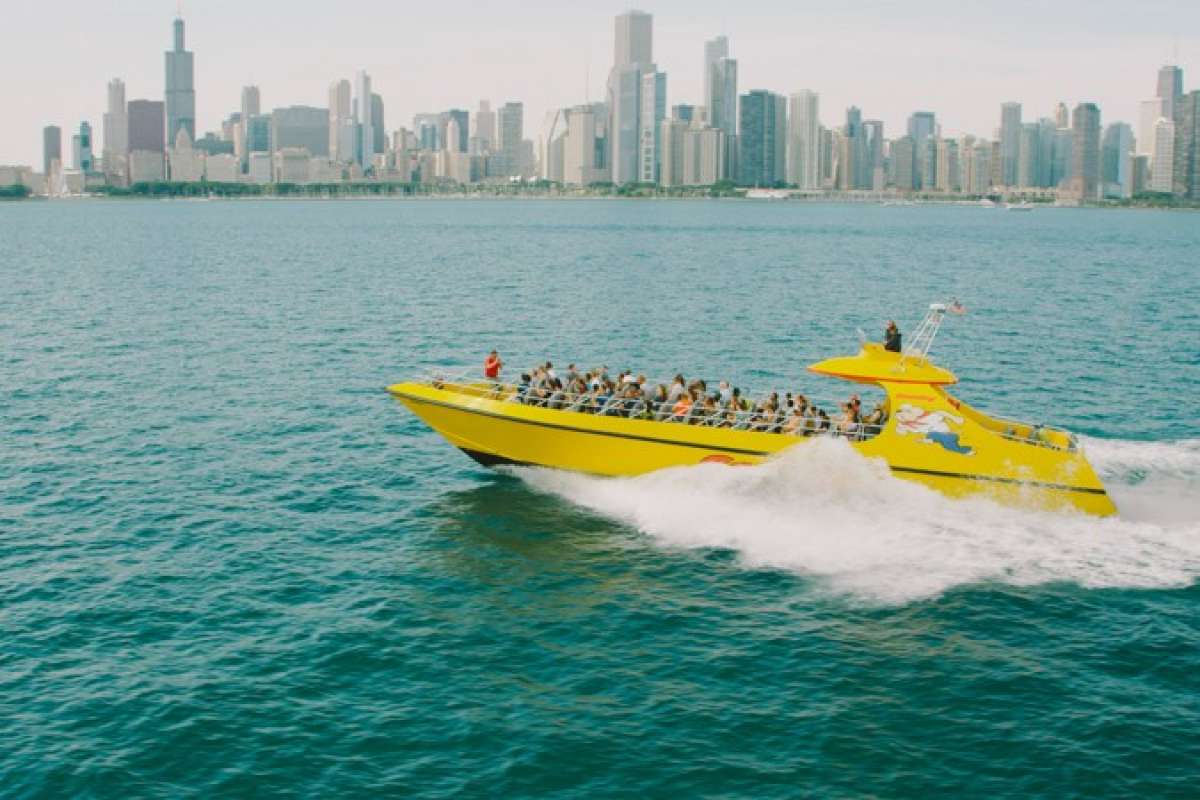 Memorial Day Weekend Cruises with Seadog Cruises The Magnificent Mile