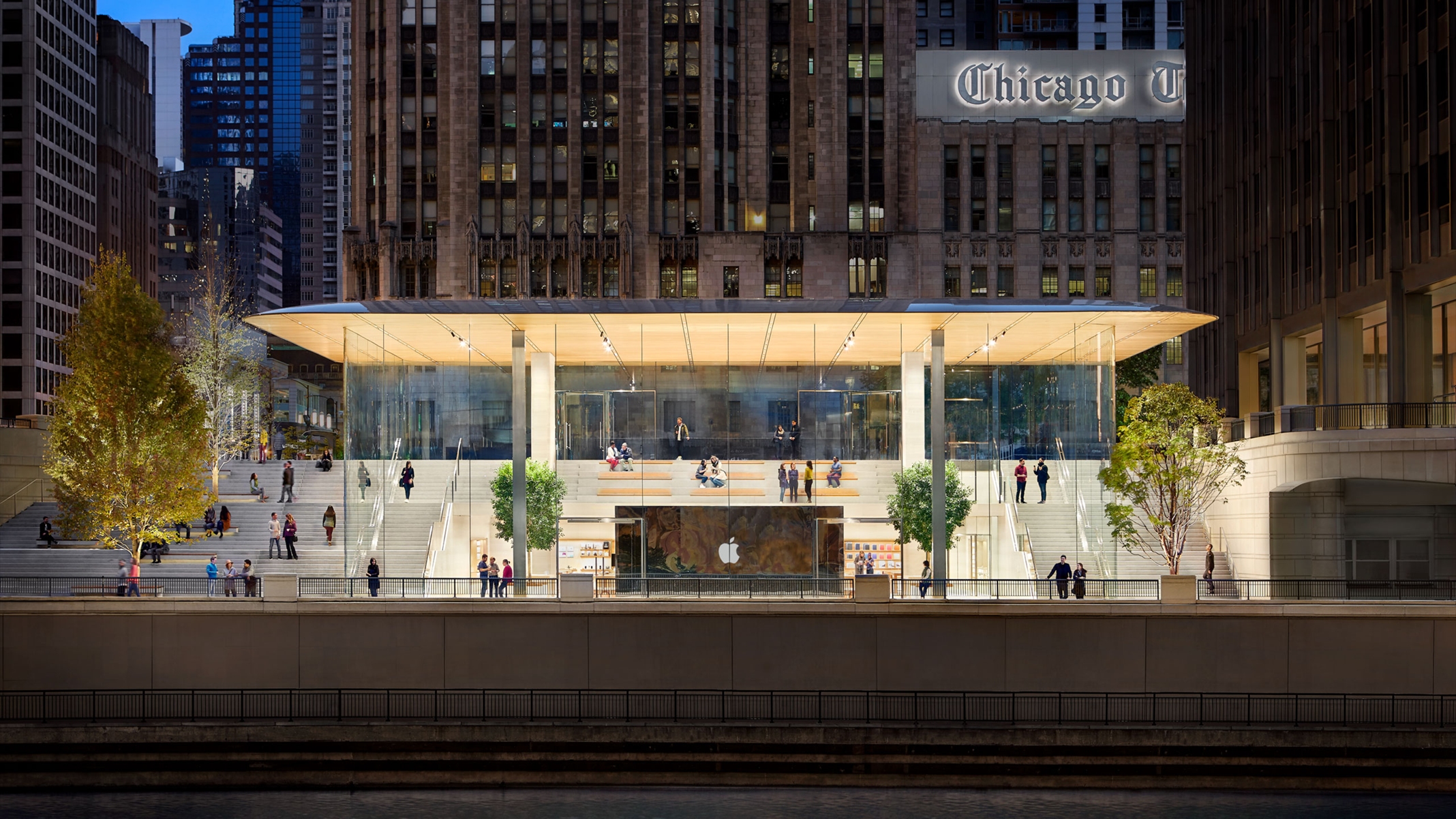 iPhone maker Apple moving Chicago store south on Michigan Avenue